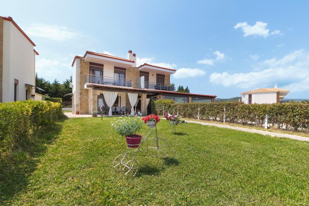 Villa Orelia Hanioti Esterno foto